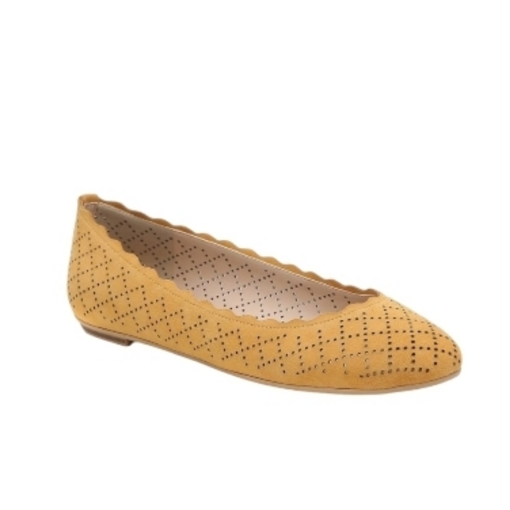 Kelly & Katie Weslyne Mustard Flat Sz 7.5
